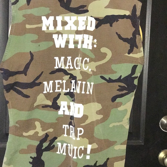 Custom CAMO Vest - Picture 2 of 2